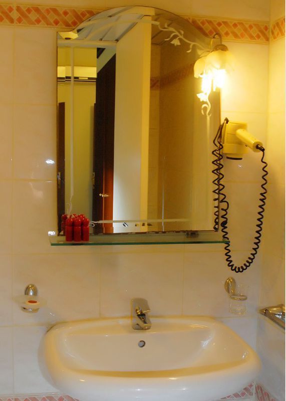 Legend Hotel Bejrut Zewnętrze zdjęcie