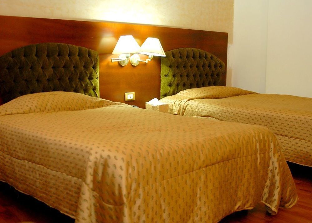 Legend Hotel Bejrut Zewnętrze zdjęcie